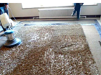 清洗地毯的方法及步骤